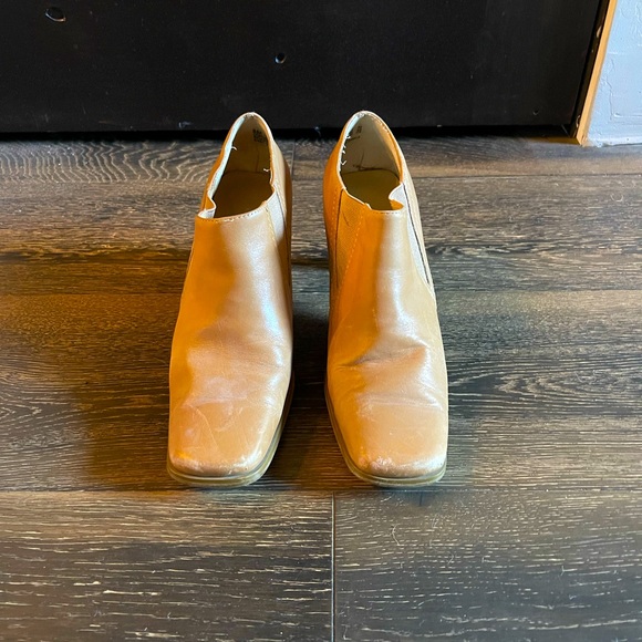 Womens size 8 leather booties - Picture 2 of 4